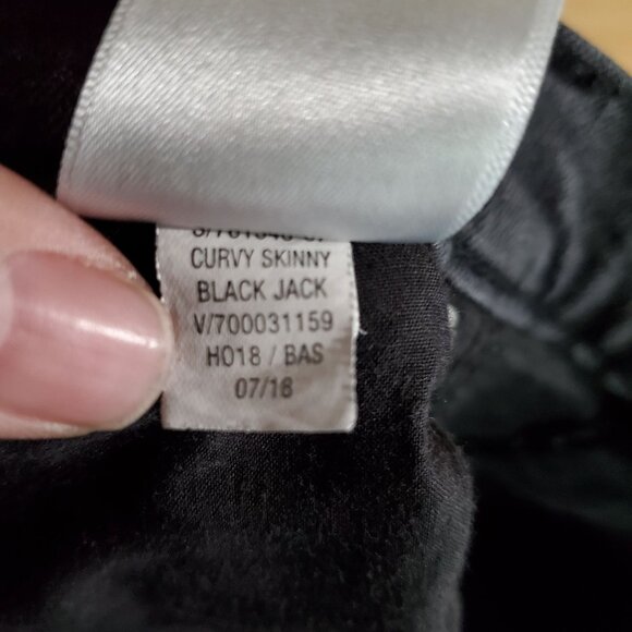 Old Navy Jeans Women’s Size 16 Long Black Curvy Skinny Stretch Denim 5-Pocket - Picture 5 of 12